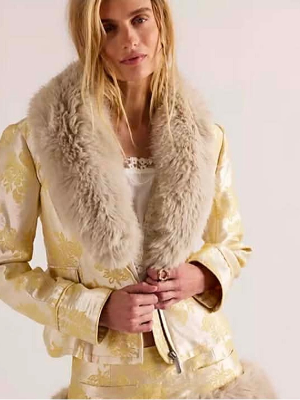 Free People French Exit jacket-natural yellow-Faux fur collar- Wmns sz MEDIUM